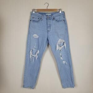 Levi's Wedgie Jeans Womens 29 Light Wash Distressed Raw Hem High Rise Blue Denim